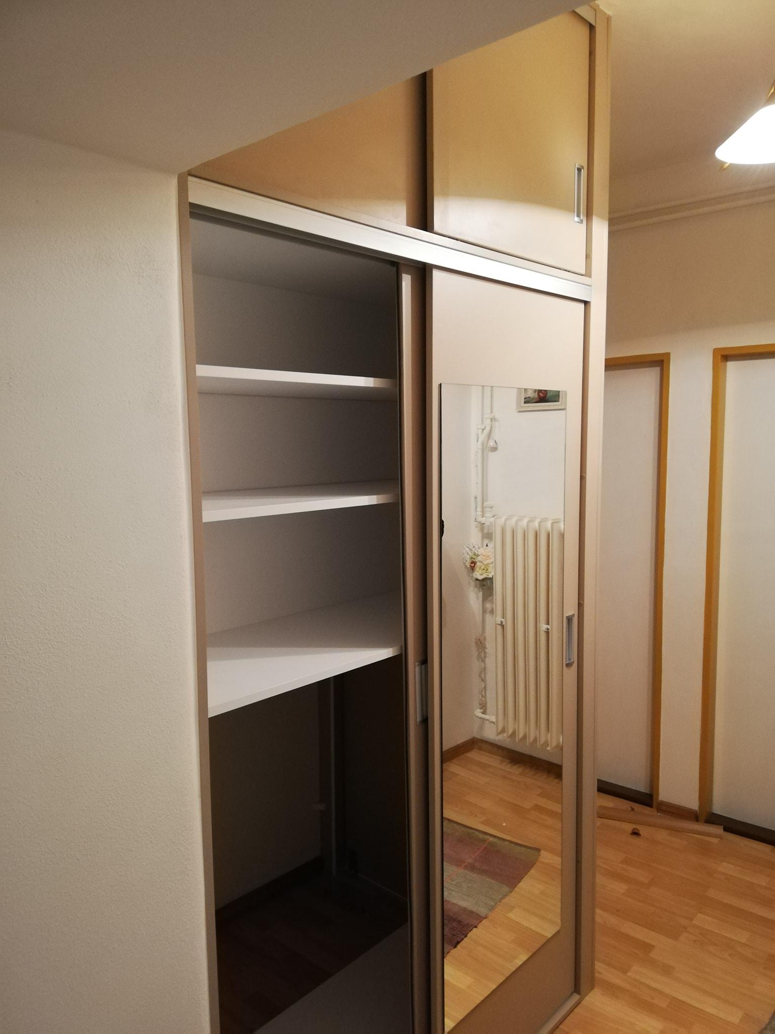 STOLÁRSTVO SKRINKA - vstavané skrine realizácia 25